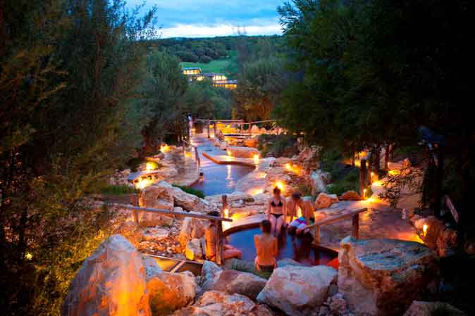 Hot-Springs-Bathing-Gully-t[1]